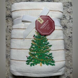 Balsam & Fir Trading Co. Set of 2 Christmas Tree Holiday Hand Towels